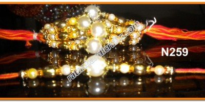 Rakhi006