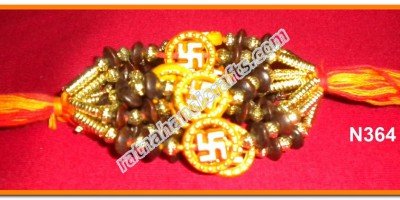 Rakhi025
